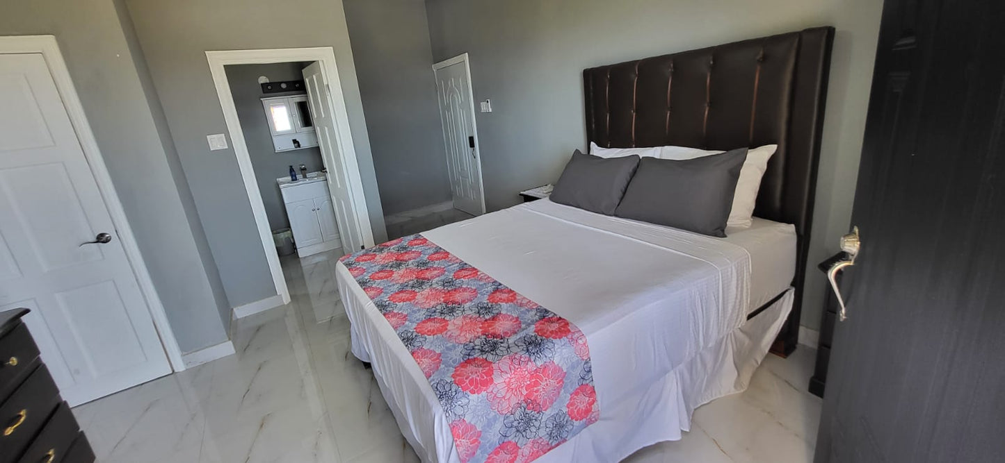 1 BEDROOM / WITH COMPLIMENTARY BREAKFAST
